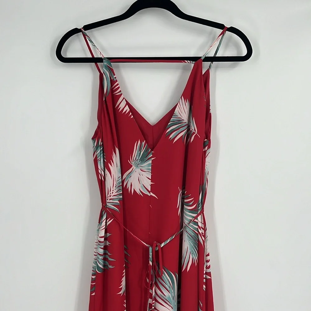 Forever 21 Contemporary Red Tropical Print Maxi Dress Size Small